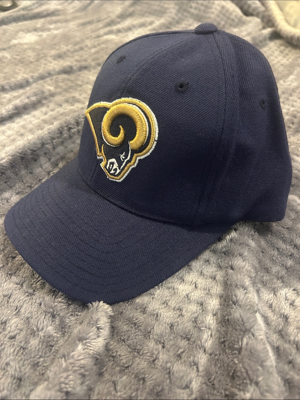 NWOT Amazing Quality NFL Rams Football baseball cap hat